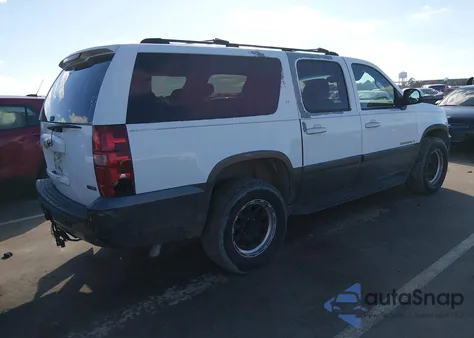2007 Chevrolet Suburban 1500 Lt z USA, uszkodzony, nr VIN 1GNFK16327J185272